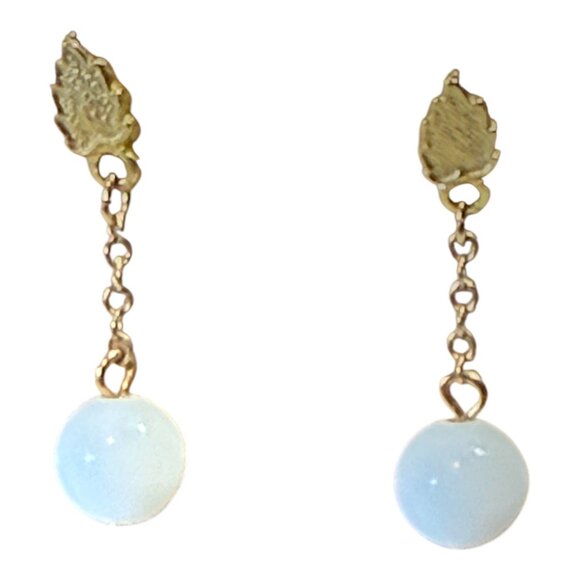 Vintage Gold Tone Drop Earrings With White Bead Dangle Ball Design Retro Jewelry - Picture 6 of 8